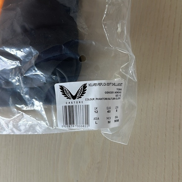 McLaren Formula 1 Jacket - Picture 3 of 5